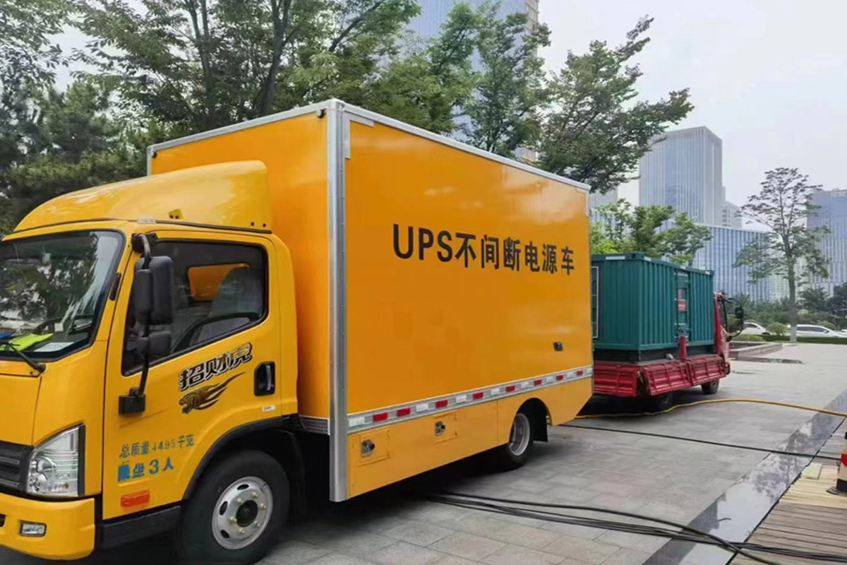 岳西发电机租赁施工现场